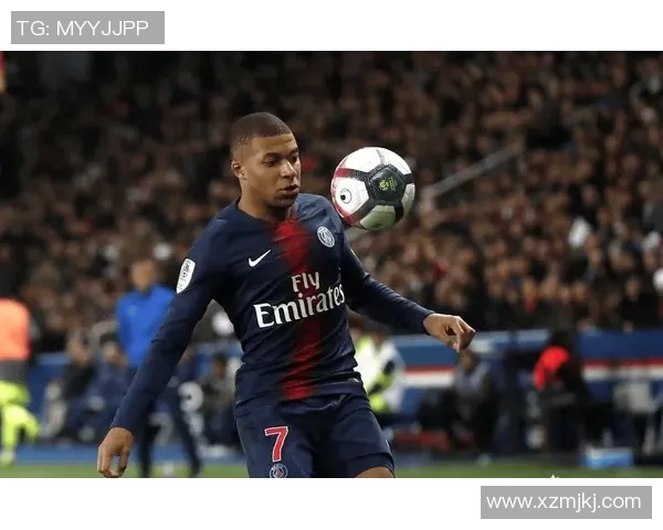 足球明星与经典区域图标的完美结合展现体育文化魅力